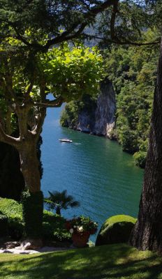 cyntemesy55:  Lake Como…….. 