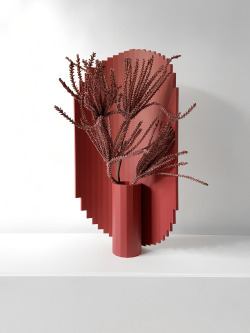 SHIELD-2020
VASE
RED HOT CORIAN
for AYBAR GALLERY USA
for ATELIERS LAPIERRE FRANCE
-
Size complete work : H35,43" W19,68" ( H90 W50 cm )
Size vase : H11,81" Diameter 4,72" ( H30 Diameter 12 cm )
Shield is a totemic object to stage flower...