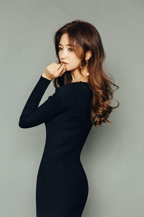 Porn korean-dreams-girls:  Sung Kyung - December photos