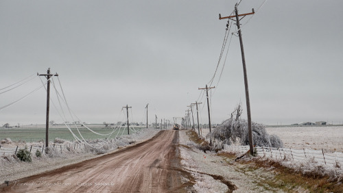 tornadotitans:Photos from the ice storm from this past weekend. All pics are from the El Reno, OK ar