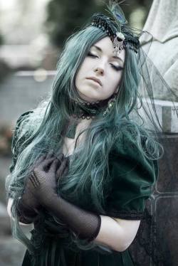 gothicandamazing:    Model: Aleksandra ‘Apsara’