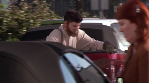 shialablunt:Mose Schrute in every scene/episode (part 1)