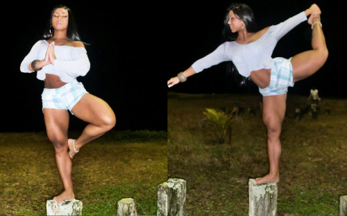 extremebodiez:  Never Underestimate A Brazilian woman Who Squats    #BaddestBrasileiras   ;9