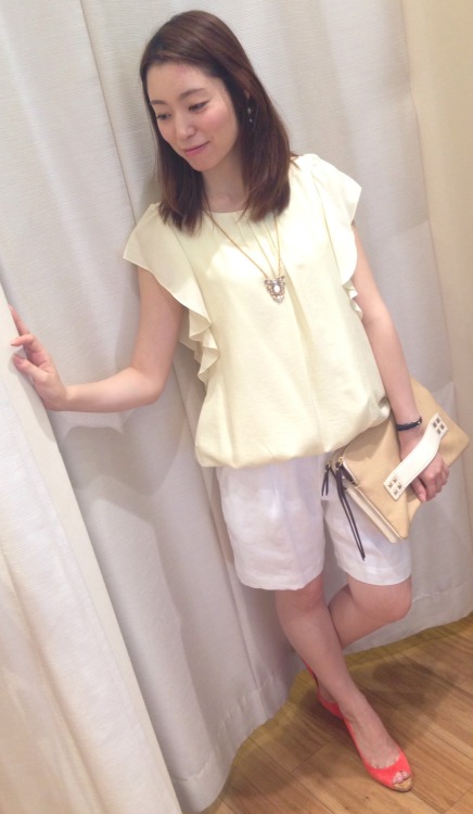 remarin2011:  ToeCleavage んーんカワイー♡ まりんさんだってこのひとがかわいーと思うよーなかんせーはもってるんだぞー てかマリンさんのことを長くふぉろーしてるひとたちは「またあいつのびょーきがはじまったよ」ってなるんだろーねｗ