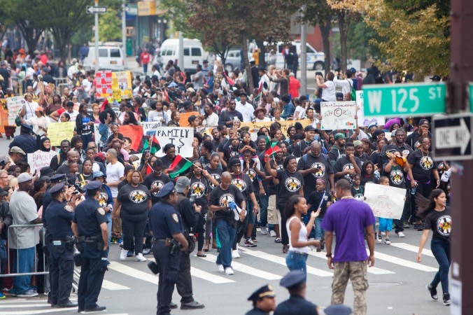 kemetic-dreams:  SHOW YOUR AFRAKAN PRIDE!SHOW THIS ALL OVER TV NOT US GETTING SHOT