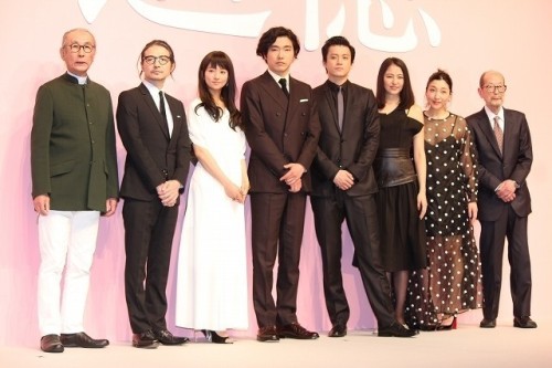 cris01-ogr:Tsuioku preview was held in Tokyo today with Oguri Shun and the all cast and staff.