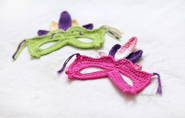 Adorable Mardi Gras Mask for Kids - Crochet One in Time For Fat Tuesday! 👉 