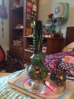 Stoned-Outta-My-Mind420:  Finally Got My Bong Back!!! Missed U ‘Ole Blu 💕