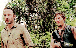 reedusgif: Rickyl in every season ►season 3/a “Are you with me?”