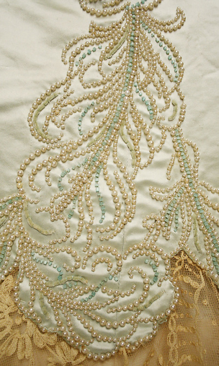House of Worth, Evening dress (details), 1890s, from the MetMuseum