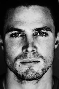 hipstermenlover: Stephen Amell 