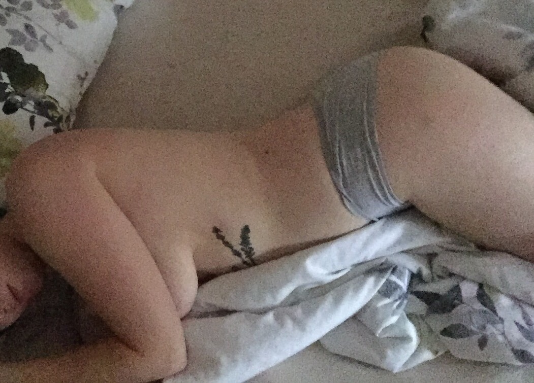 ri0t-grrrl:  I feel like raw photos are a good start.