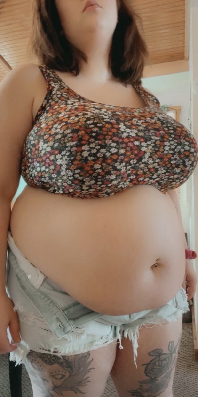 big-fat-babe-deactivated2021111:Fatty 😋😋