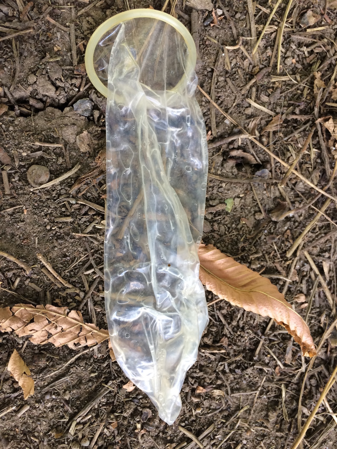 usedcondomss:  Romanian condom FTW!