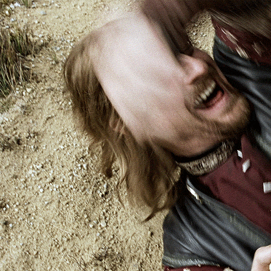 SEAN BEAN As BOROMIR The Lord Of The Rings: Fellowship Of The Ring (2001) Dir. Peter Jackson