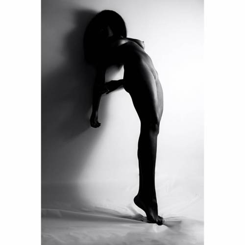 Model: @saritadeniset censored for IG #photo #like #blackandwhite #follow #girl #followme #nude #imp