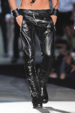 monsieurcouture:  Dsquared2 S/S 2013 Menswear Milan Fashion Week