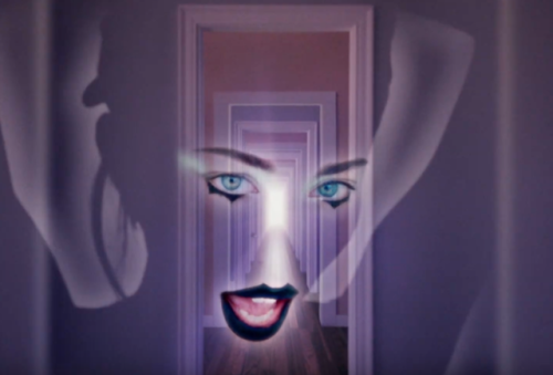 bons-moments-au-cinema:Door (2019) Caroline Polachek