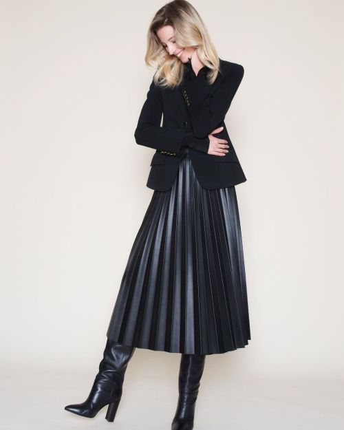 Sly010 romantic blouse and a leather pleated skirt  