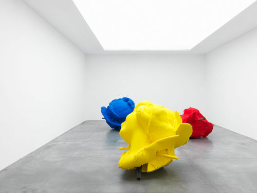 contemporary-art-blog: Paul McCarthy, White Snow &amp; Coach Stage Stage Coach, Spinof