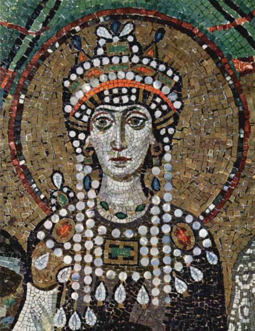 jeannepompadour:Mosaics at San Vitale in Ravenna showing Emperor Justinian, Empress Theodora, their 