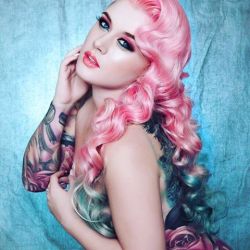 tits-tats-n-tutus:  Kelly Eden Modeling for