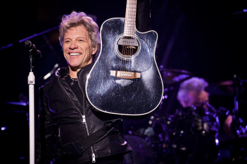 Norwegian Cruise Line ospiterà le crociere Runaway To Paradise con Jon Bon Jovi