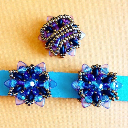 Create your own beaded leather sliders like Amy did. ~Nate #beads #jewelrydesign #handmadejewelry #l