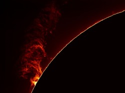 sci-universe:  &ldquo;Sun, the nearest star, an inferno of hydrogen and helium gas engaged in thermonuclear reactions, flooding the Solar System with light.&rdquo;Images by photographer Pepe Manteca 
