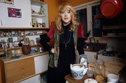 miss-accacia27:Helen Mirren