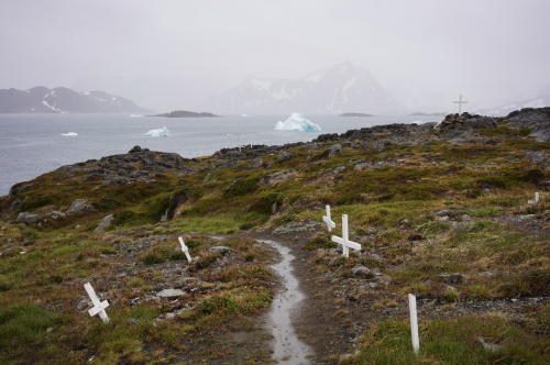 Kulusuk‘s cemetery, Greenland, by Ray Swi-hymn (2019).