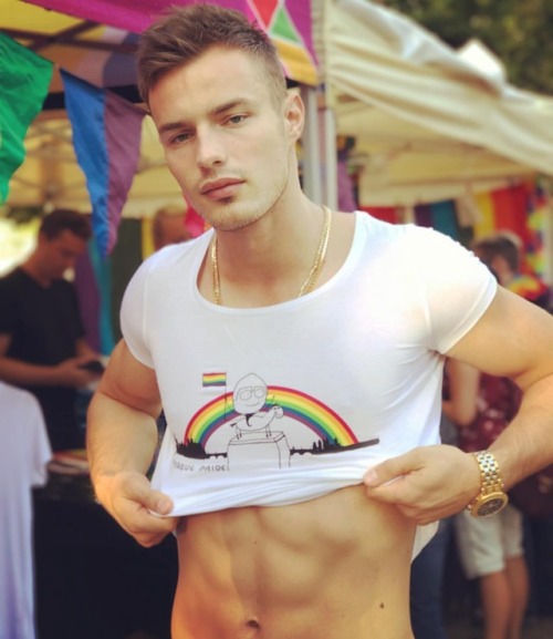 Hoyt Kogan at Prague pride #BelAmi #boy #model #gaymodel #gay #instagay #shirtlessboys #publicevent