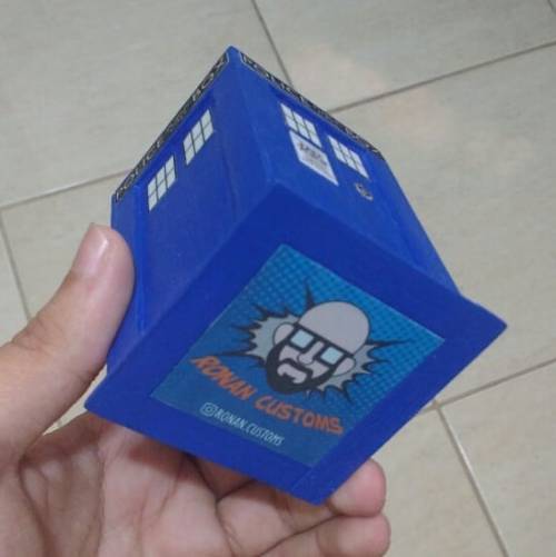 A segunda Tardis levou consigo a logo feita pelo meu amigo @tiago_sacramento! . #RonanCustoms #Logo 