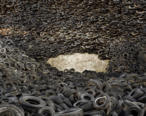 Oxford Tire Pile #4, Westley, California,  Edward Burtynsky