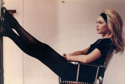 sekx:  Brigitte Bardot 