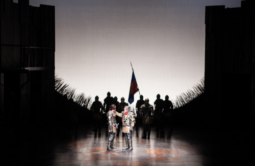 Henry IV (Parts 1 and 2). Alexander Dodge.Shakespeare Theatre, Washington D.C.