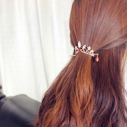winriirockbell: Sweet Crown Hairpin    |   Discount code: happy15 { 15% OFF }