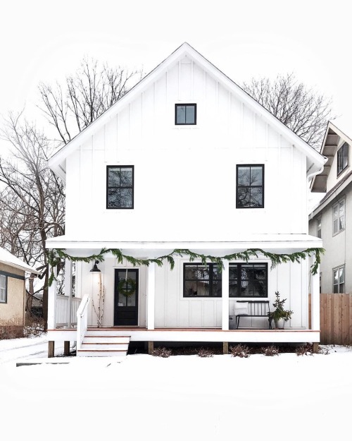 New Build |Christmas FarmHouse Isn’t it Grand!For more of this go to:The Faux Marthainstagram