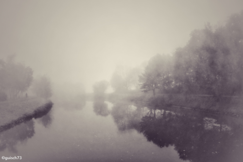 guisch73: Autumn is defenitely here and I love these foggy mornings. No lyrics for this one but I th