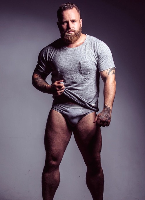 mydaddymen:Ben Brown