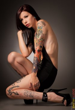 sexyinkedladys:  Krysta Kaos