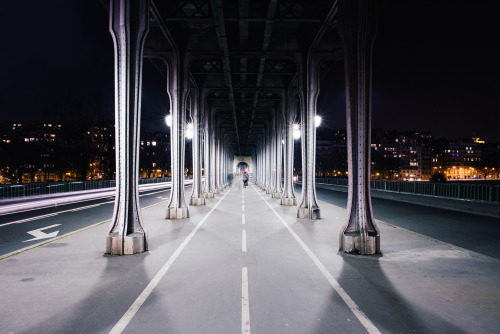 486. Pont de Bir-Hakeim, Paris - France