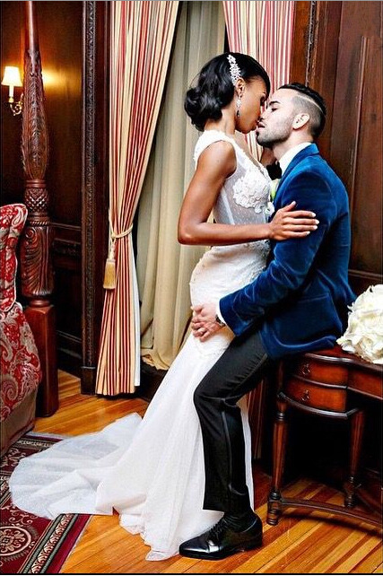 Gorgeous interracial couple on their wedding day ~~ Beautiful kissing❤️ ❤️ ~ Congrats and bless them