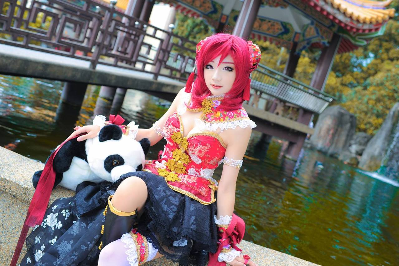 kuudererules:    Aza Miyuko Cosplay as Maki Nishikino &quot;Qipao version&quot;