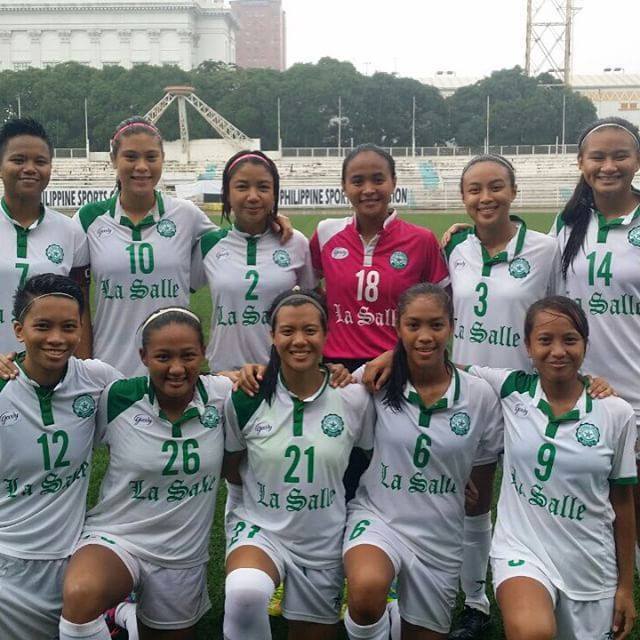 #dlsufootball: DLSU Starting XI vs Chelsea Too: Metillo, Andaya, Nolasco, Turtur, Dimaandal, Arrieta Bottom: Inquig, Concepcion, Hodges, Duran, Navaja http://on.fb.me/1IAEJkm