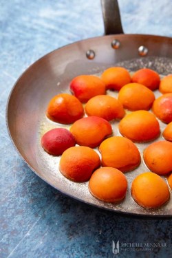 foodffs:  apricot cobblerFollow for recipesIs
