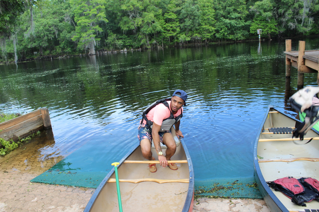 werdondastreets:  so i went canoeing for the first time yesterday. I have really