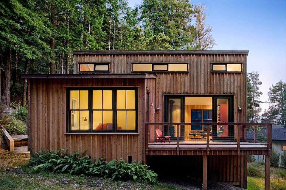 lokifirefox:  Mendocino County House At 840 sq ft, this is techncially too big to