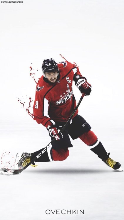 yoake18: C'mon hockey fans, let’s get some credit to this guy because his edits are amazing. Check o