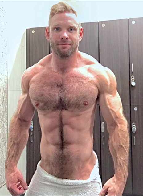 scoobydudeguy:  Always a fav.  ooh rah.